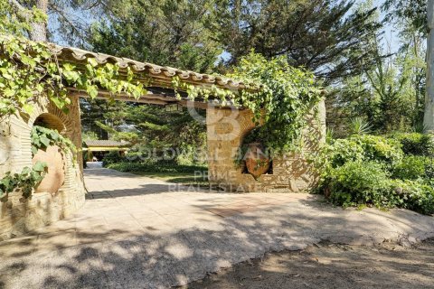 10 bedrooms house for sale in Caldes de Malavella, Girona, Catalonia, Spain № 6058 - photo 19