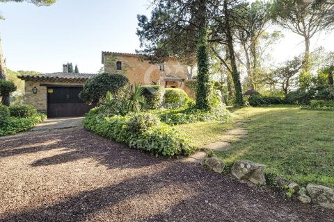 10 bedrooms house for sale in Caldes de Malavella, Girona, Catalonia, Spain № 6058 - photo 18