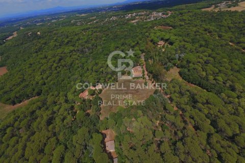 10 bedrooms house for sale in Caldes de Malavella, Girona, Catalonia, Spain № 6058 - photo 4