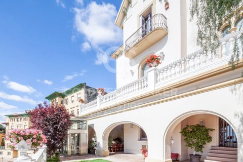 6 bedrooms house for sale in Barcelona, Catalonia, Spain № 6052 - photo 9