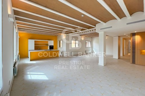 2 bedrooms apartment for sale in Barcelona, Catalonia, Spain № 6054 - photo 2