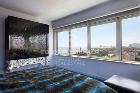 2 bedrooms penthouse for sale in Barcelona, Catalonia, Spain № 6055 - photo 12