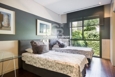 5 bedrooms apartment for sale in Barcelona, Catalonia, Spain № 6053 - photo 7