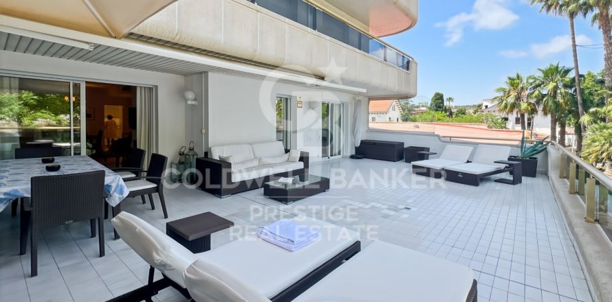 3 bedrooms apartment for sale in Sitges, Barcelona, Catalonia, Spain № 5651