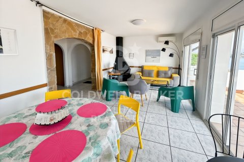 Купить отель в Лланка, Испания 2208м², № 5655 - фото 18