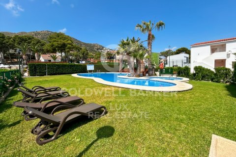 Купить отель в Лланка, Испания 2208м², № 5655 - фото 3