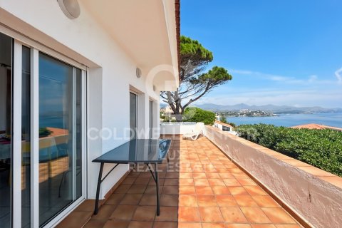 Купить отель в Лланка, Испания 2208м², № 5655 - фото 16