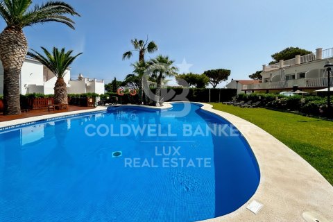 Купить отель в Лланка, Испания 2208м², № 5655 - фото 12