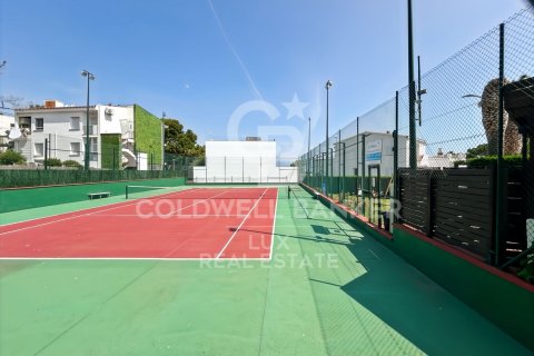 Купить отель в Лланка, Испания 2208м², № 5655 - фото 11