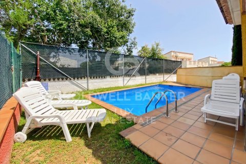 4 bedrooms house for sale in L'Escala, Girona, Catalonia, Spain № 5653 - photo 21