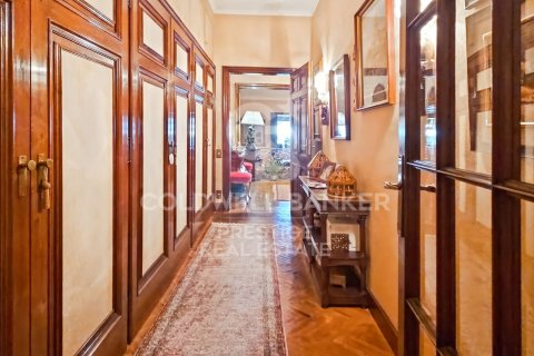 7 bedrooms apartment for sale in Barcelona, Catalonia, Spain № 5652 - photo 23