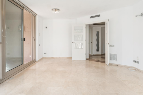 Купить квартиру в Барселона, Испания с 3 спальни, 113м², № 1198 - фото 20