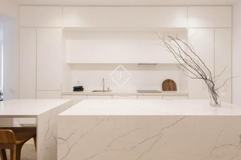 Купить квартиру в Старый город, Барселона, Испания с 3 спальни, 156м², № 2738 - фото 11