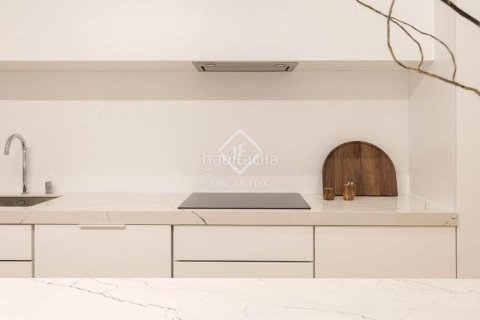 Купить квартиру в Старый город, Барселона, Испания с 3 спальни, 156м², № 2738 - фото 13