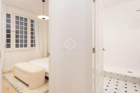 Купить квартиру в Старый город, Барселона, Испания с 3 спальни, 156м², № 2738 - фото 23