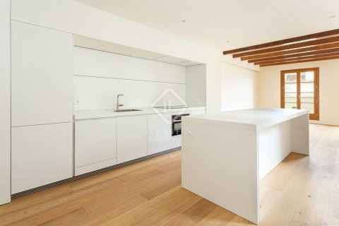 Купить пентхаус в Старый город, Барселона, Испания с 2 спальни, 145м², № 2744 - фото 9