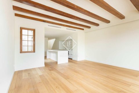 Купить пентхаус в Старый город, Барселона, Испания с 2 спальни, 145м², № 2744 - фото 7