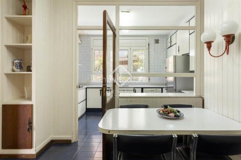 Купить квартиру в Барселона, Испания с 5 спален, 300м², № 2740 - фото 14