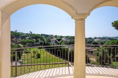 Купить дом в Калонже, Испания с 4 спальни, 320м², № 2743 - фото 2