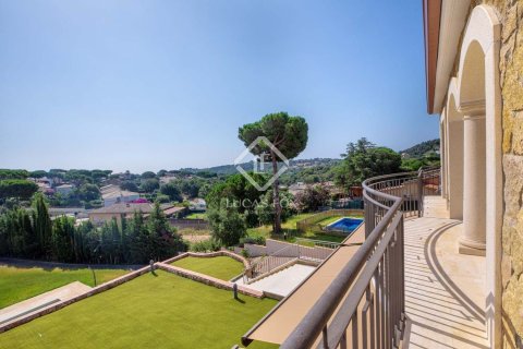 Купить дом в Калонже, Испания с 4 спальни, 320м², № 2743 - фото 14