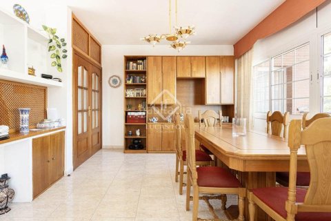 Купить дом в Орта-Гинардо, Барселона, Испания с 6 спален, 288м², № 2742 - фото 10