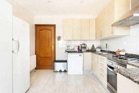 Купить дом в Орта-Гинардо, Барселона, Испания с 6 спален, 288м², № 2742 - фото 12