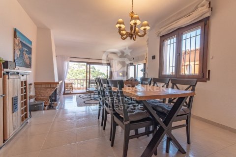 Купить таунхаус в Бегур, Испания с 4 спальни, 214м², № 7718 - фото 5