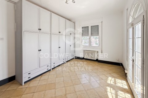 Купить виллу в Сан-Жуст-Десверн, Испания с 12 спален, 855м², № 7714 - фото 8