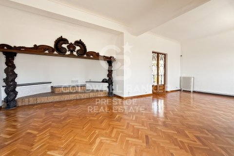 Купить виллу в Сан-Жуст-Десверн, Испания с 12 спален, 855м², № 7714 - фото 19