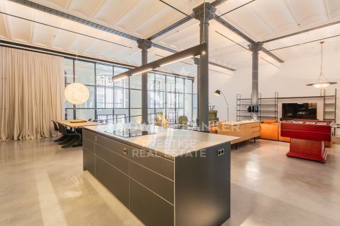 2 bedrooms apartment for rent in Barcelona, Catalonia, Spain № 6159 - photo 10