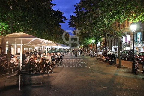 128 m² commercial property à louer à Barcelona, Catalonia, Spain № 6158 - photo 2