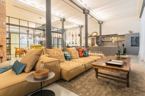 2 bedrooms apartment for rent in Barcelona, Catalonia, Spain № 6160 - photo 2