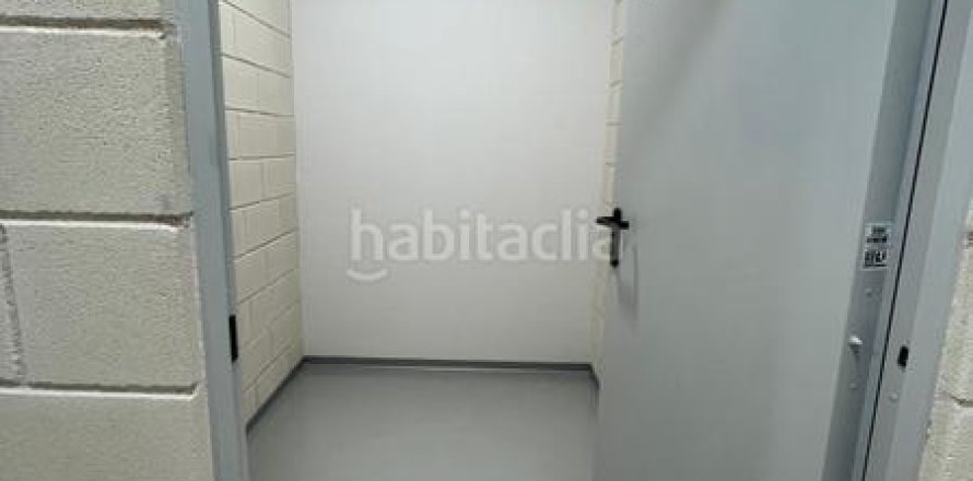 Коммерческая недвижимость 150м² в Кастельдефельсе, Барселона, Каталония, Испания № 1970