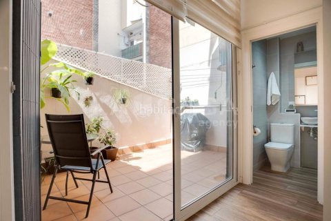 Квартира с 3 спальнями в Л'Оспиталет-де-Льобрегате, Барселона, Каталония, Испания № 1969