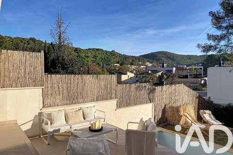 4 bedrooms apartment for sale in Sant Pere de Ribes, Barcelona, Catalonia, Spain № 4723 - photo 4
