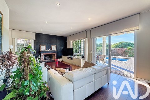 6 bedrooms house for sale in Teia, Barcelona, Catalonia, Spain № 4728 - photo 10