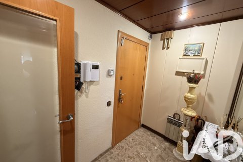 4 bedrooms apartment for sale in Barcelona, Catalonia, Spain № 4725 - photo 3