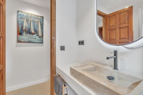 Купить дом в Льяфранк, Испания с 5 комнат, № 1645 - фото 22