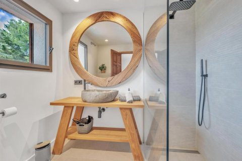 Купить дом в Льяфранк, Испания с 5 комнат, № 1645 - фото 30