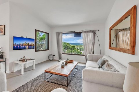 Купить дом в Льяфранк, Испания с 5 комнат, № 1645 - фото 9