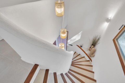 Купить дом в Льяфранк, Испания с 5 комнат, № 1645 - фото 15