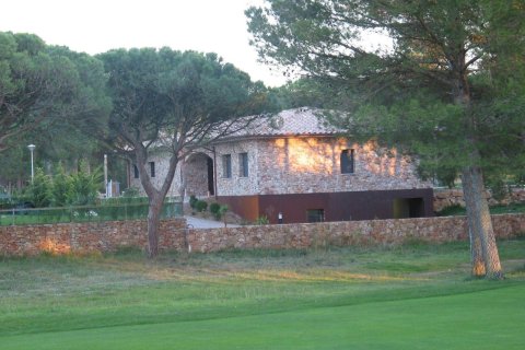 Купить дом в Палс, Испания с 6 комнат, № 1644 - фото 8