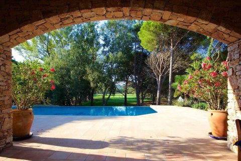 Купить дом в Палс, Испания с 6 комнат, № 1644 - фото 4