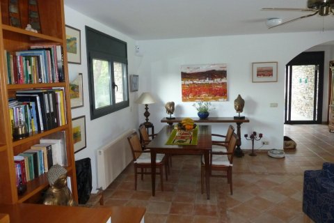 Купить дом в Палс, Испания с 6 комнат, № 1644 - фото 20