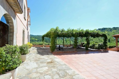 Купить дом в Вальгоргина, Испания с 16 комнат, № 1642 - фото 11