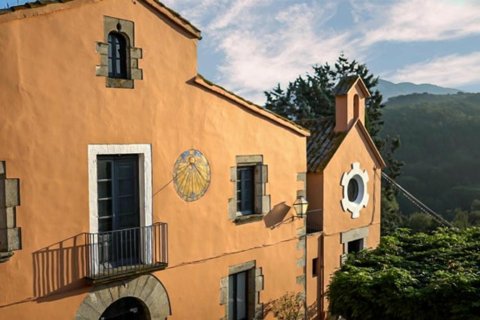 Купить дом в Вальгоргина, Испания с 16 комнат, № 1642 - фото 3