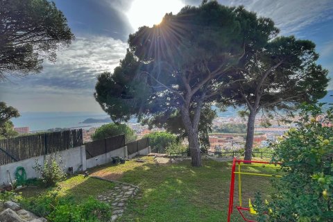 Дом с 5 спальнями в Сант-Фелиу-де-Гиксолс, Герона, Каталония, Испания № 1643