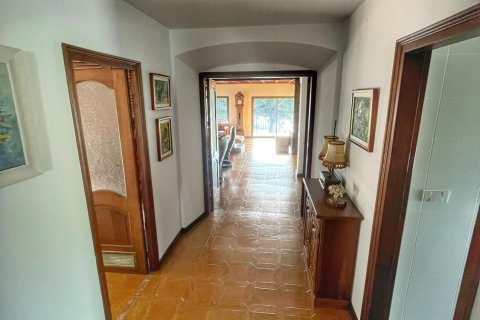 Купить дом в Сант-Фелиу-де-Гиксолс, Испания с 6 комнат, № 1643 - фото 17