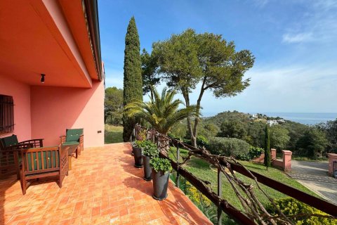 Купить дом в Бегур, Испания с 5 комнат, № 1641 - фото 3