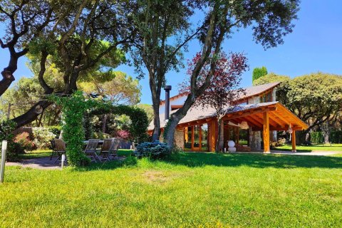 Купить дом в Сева, Испания с 9 комнат, № 1647 - фото 7